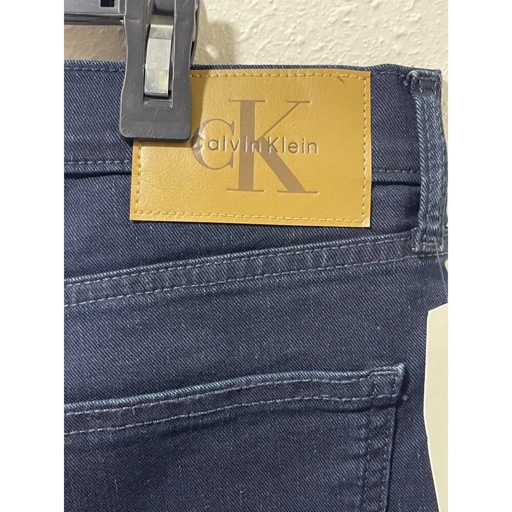 Calvin Klein NWT Men's Classic 5-Pocket Stretch Straight Fit W38xL29 Denim Jean - Picture 10 of 16